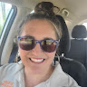 Meet your Posher, Deanna